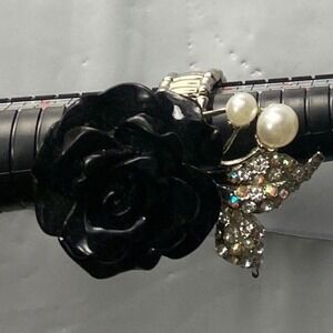 Fashionable Black Rose and Pearl Statement Ring for Women Size 8.75